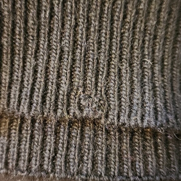 Vintage Doncaster Lambswool & Angora Black Beaded Mock Neck Sweater Size M - Picture 9 of 10